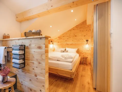 Chalet Waldhäusl: Zirben-Chalet with Sauna, Whirlpool & Mountain Views
