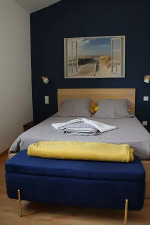 Comfortable house + terrace, 150m from the sea