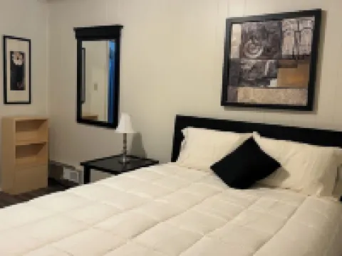 Charming 3-bedroom house with WiFi in lovely Albion