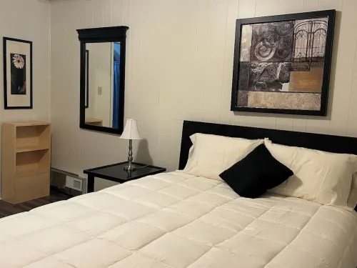 Charming 3-bedroom house with WiFi in lovely Albion Hotels in Albion