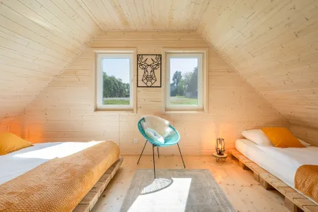 Manialand - Gemütliche Holzhütte Nahe Krakau Отели в г. Paszkowka