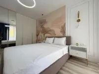 The First House Free Parking Hotels in 