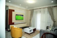 Apartments Seguku! Enjoy modern amenities, a prime location, and a peaceful stay