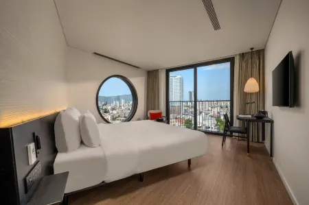 Caro Premium Danang Hotel