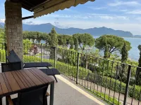 APARTMENT LAKE VIEW SARNICO Hotels in Sarnico