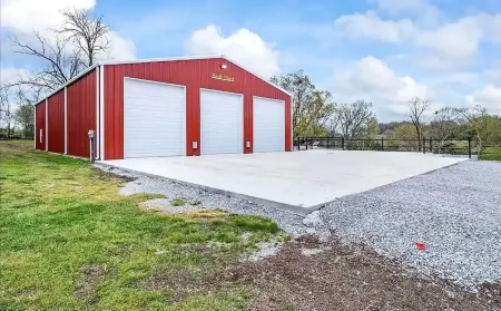 Compound on Lake - Gameroom/Dock/Pool/Hot tub - Sleeps 37