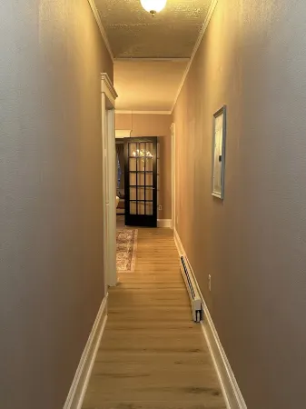 Private Cozy 2-bedroom apartment in charming Scranton with AC