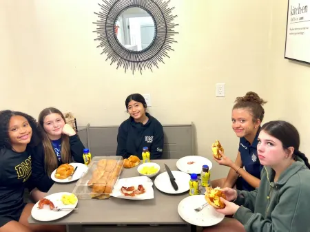 Sun & Speedway Villa - Centrally Located to Everything. Отели рядом с достопримечательностью «Университет аэронавтики Эмбри-Риддла»