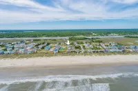 Beachski's Bungalow 2 Bedroom, 2 Bath with Pool and Tennis, Privat Beach Access! Hotels in Lockwoods Folly