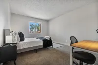 1Br - Gym - Pool - Great for Mid/Long Stays Hotels in 