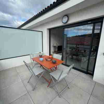 Cosy apartment in new residence Others