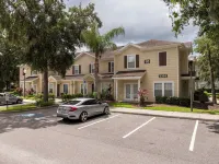 New listing 4 Beds / 3 Baths Lucaya Village