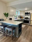 Cozy retreat in Athens - convenient location, walk to Five Points, close to UGA.