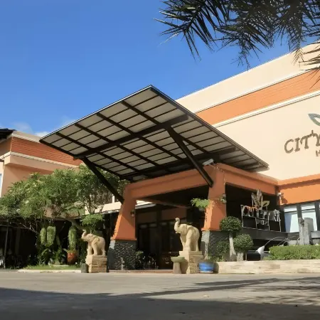 City Park Hotel