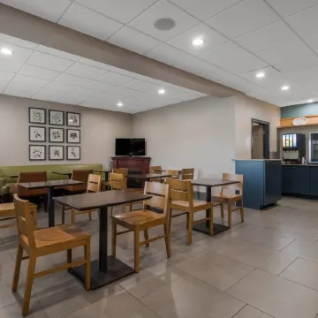 Country Inn & Suites by Radisson, Goldsboro, NC