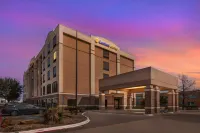 Comfort Suites DFW N-Grapevine - Airport Shuttle