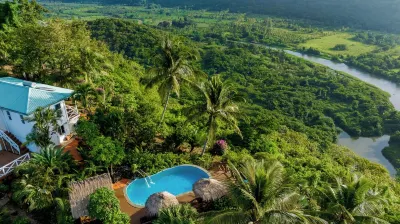 Amazing mountain top home with stunning views! Hotel di 
