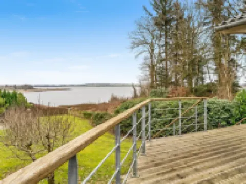 "Nico" - 70m to the Fjord