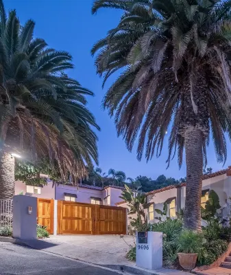 Beverly Hills Mediterranean Estate 90210 스커볼 문화 센터 주변 호텔