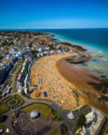 Luxury Ocean & North Foreland Golf View by Adliv