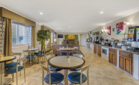 Best Western Plus Pleasanton Inn