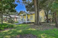 'Moon Pie Cottage' Near Downtown Ocean Springs! - Beach