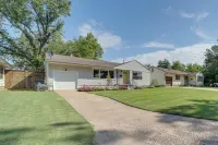 บ้าน Tulsa ที่มีสไตล์ w/ การปรับปรุงที่ทันสมัย! - โฮมสเตย์