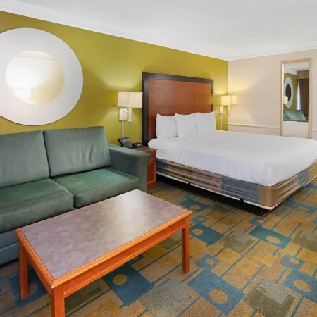 Travelodge by Wyndham Phoenix North