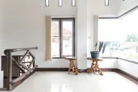 RedDoorz Syariah @ Jalan Ir Haji Juanda Jambi Hotel a Kota Baru