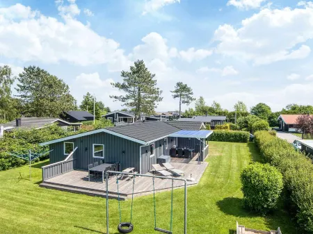 6 person holiday home in Haderslev-By Traum