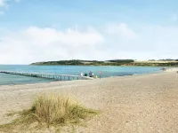 4 person holiday home on a holiday park in Lemvig - Lejligheder