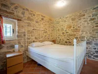 Courry Gem: Pool & Charm Hotels in Courry