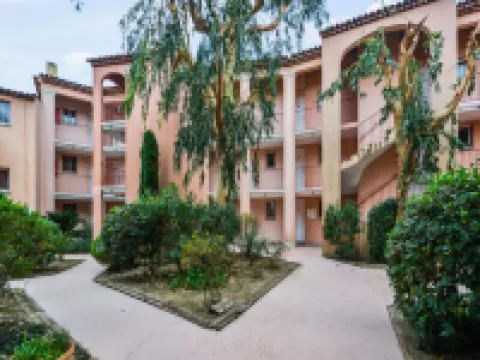 Residence La Pinede for four people