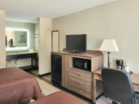 Days Inn by Wyndham Seguin TX Hotels in Seguin