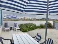 Beautiful holiday home by the sea in Penmarch 龐馬爾酒店