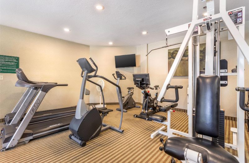 Best Western Plus Valdosta Hotel Suites photo 5