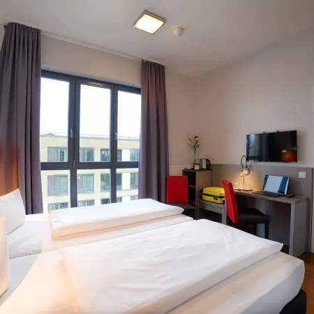H+ Hotel 4Youth Hotels in Berlin