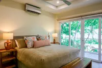 Esterillos Lote 6 Bedroom Home - 4-Star