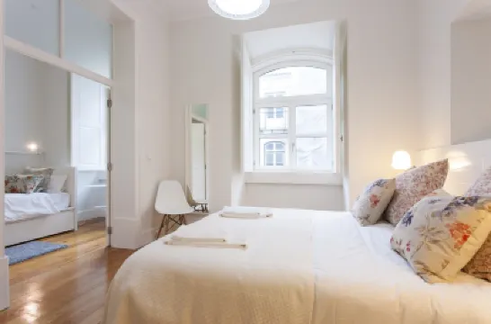 GuestReady - Chic apt near Lisbon Cathedral Hotels in Lisbon