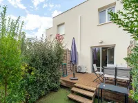 Villa in Sérignan near Sandy Beach
