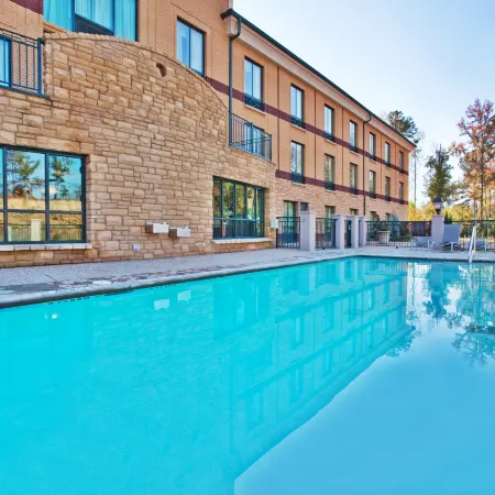 Holiday Inn Express & Suites MACON - I-475 by IHG
