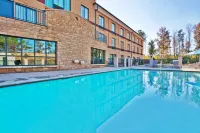 Holiday Inn Express & Suites MACON - I-475 by IHG - Uima-altaat