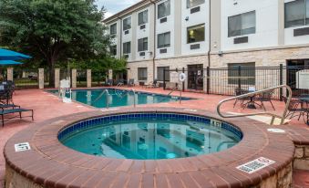 Holiday Inn Express & Suites Austin NW - Lakeline