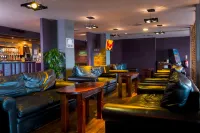 Holiday Inn ABERDEEN - WEST by IHG - bar