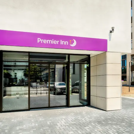 Premier Inn Darmstadt City Centre