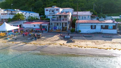 Lez'Arlet Plage Hotels in 