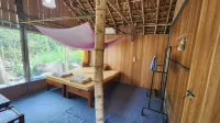 Dong Que Homestay-Tours-Motorbike, Car Rental, Hiking Hotels in Ha Giang