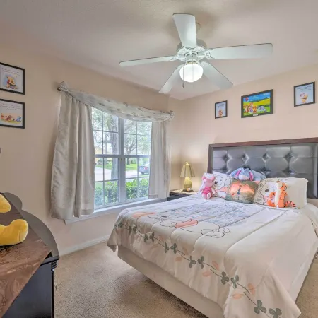 10 Mi to Disney + Heated Pool: Florida Abode!