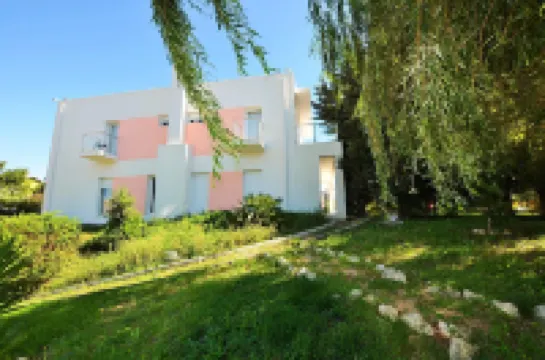 Hilltop Oasis Lisboa Oeiras