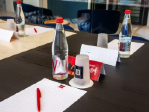 イビス ホテル フランクフルト エアポート ケルステルバッハのホテル